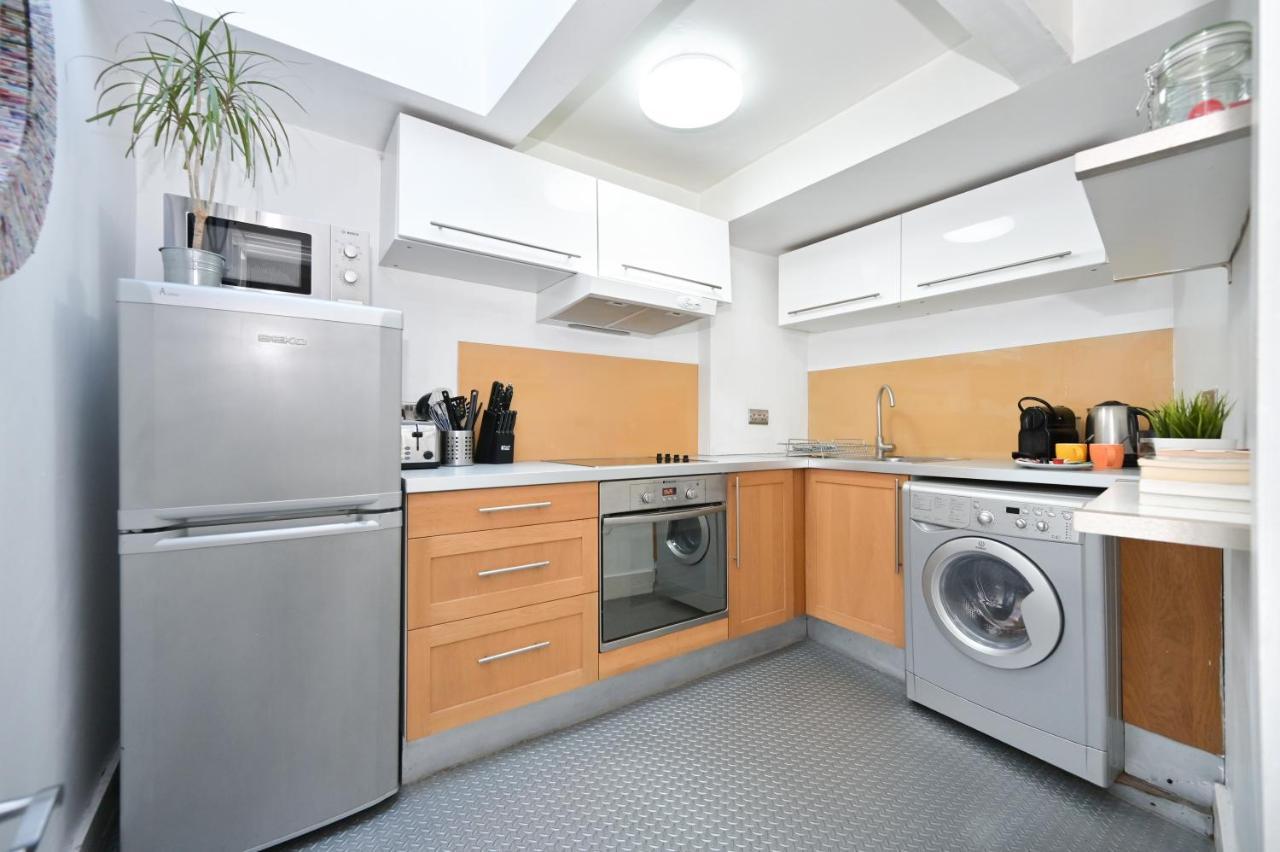 Soho, Piccadilly & Chinatown - Two Bedroom & Two Double Beds Apartment London Luaran gambar