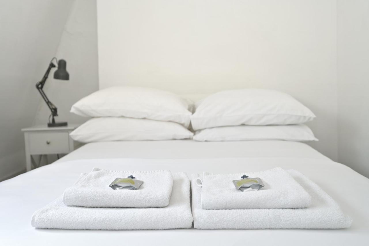 Soho, Piccadilly & Chinatown - Two Bedroom & Two Double Beds Apartment London Luaran gambar