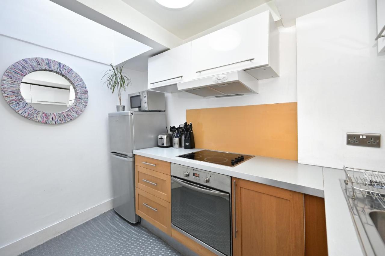 Soho, Piccadilly & Chinatown - Two Bedroom & Two Double Beds Apartment London Luaran gambar