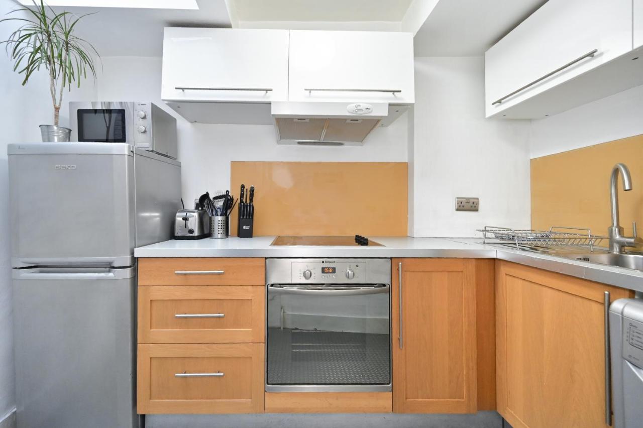 Soho, Piccadilly & Chinatown - Two Bedroom & Two Double Beds Apartment London Luaran gambar