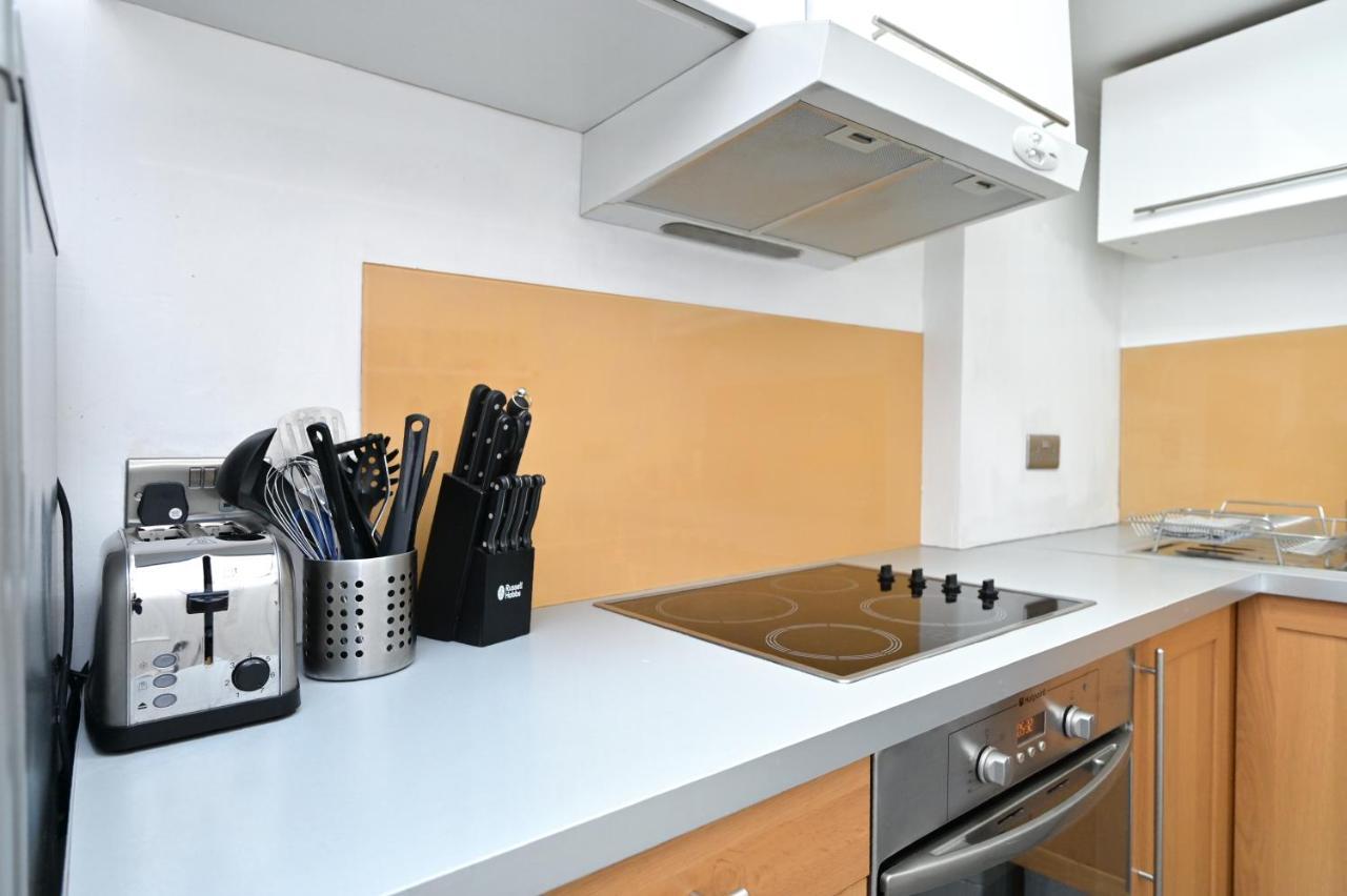 Soho, Piccadilly & Chinatown - Two Bedroom & Two Double Beds Apartment London Luaran gambar