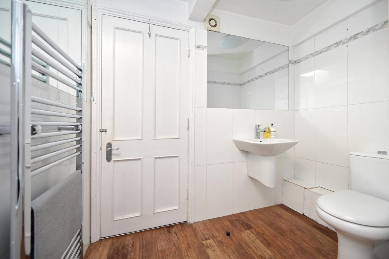 Soho, Piccadilly & Chinatown - Two Bedroom & Two Double Beds Apartment London Luaran gambar